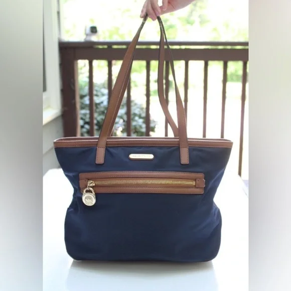 Michael Kors tote bag - Picture 15 of 15